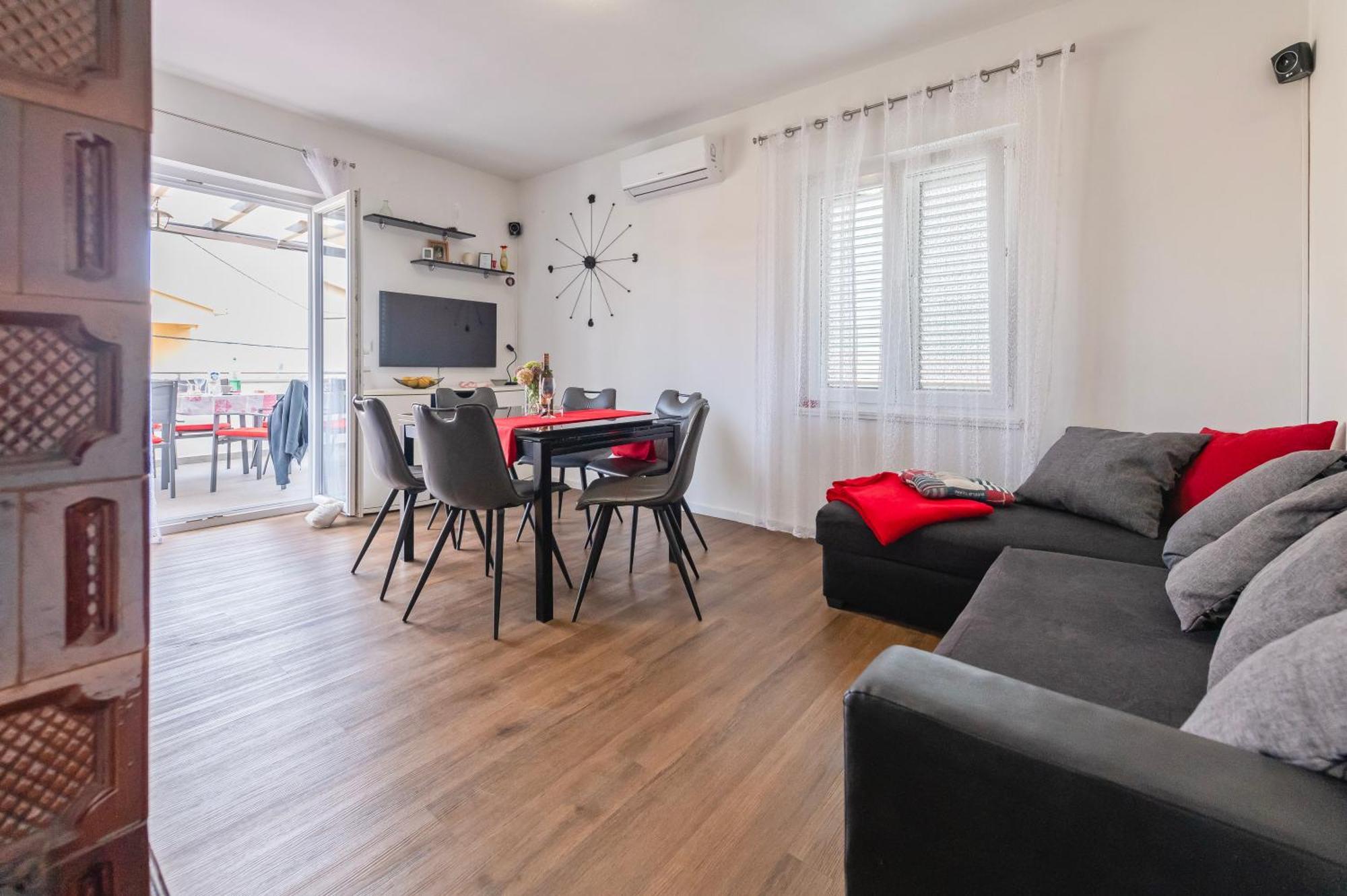 Apartment Marinsko Veli Iž Eksteriør billede