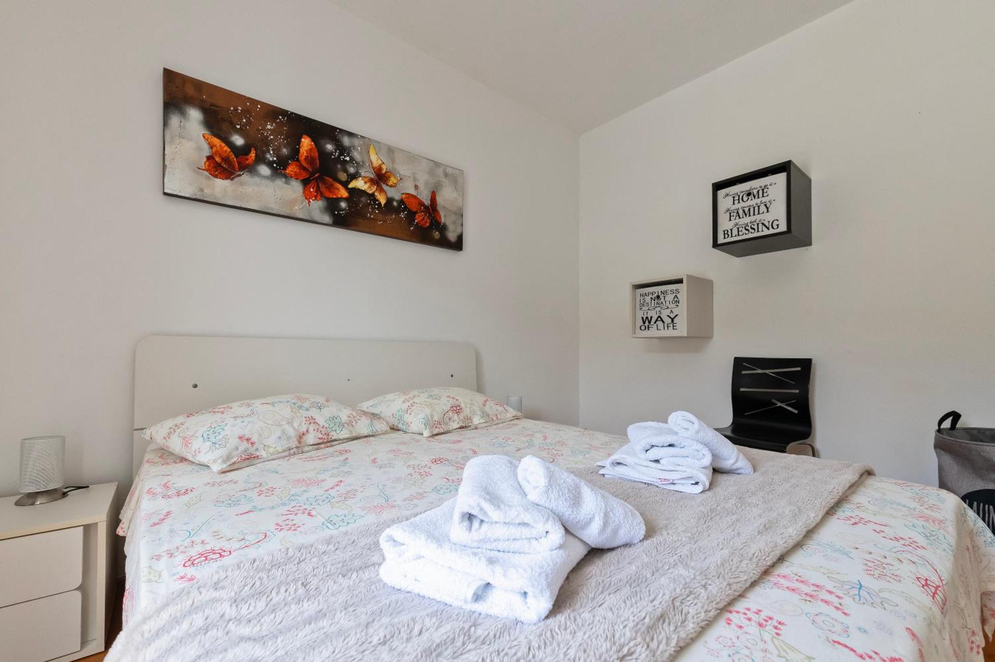 Apartment Marinsko Veli Iž Eksteriør billede